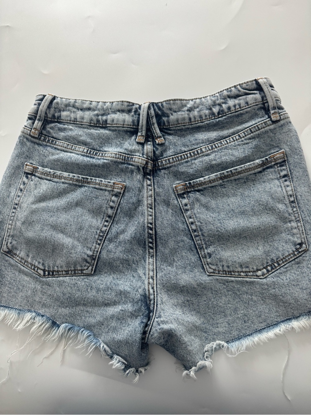 Good American Light Blue Frayed Hem Denim Shorts